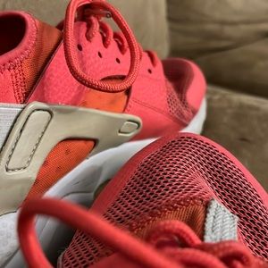 Nike women 5.5 worn 2 times